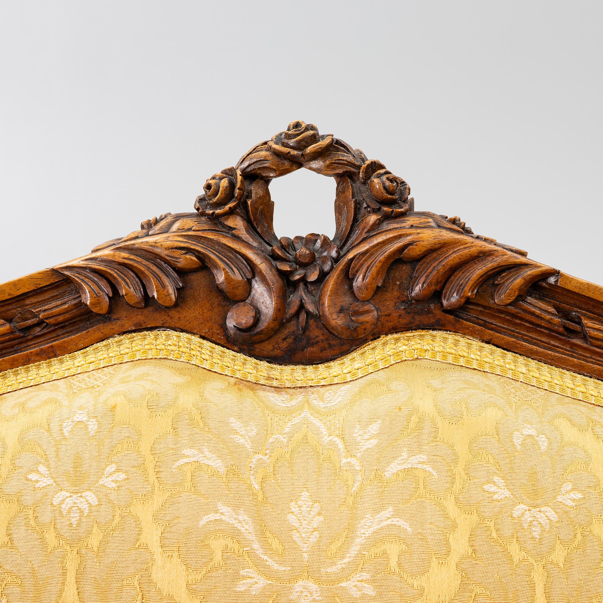 A pair of Louis XVI-style armchairs, around 1900.