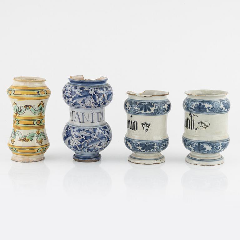 Seven earthenware apothcahry jars, southern Europe, 18th/19th century.