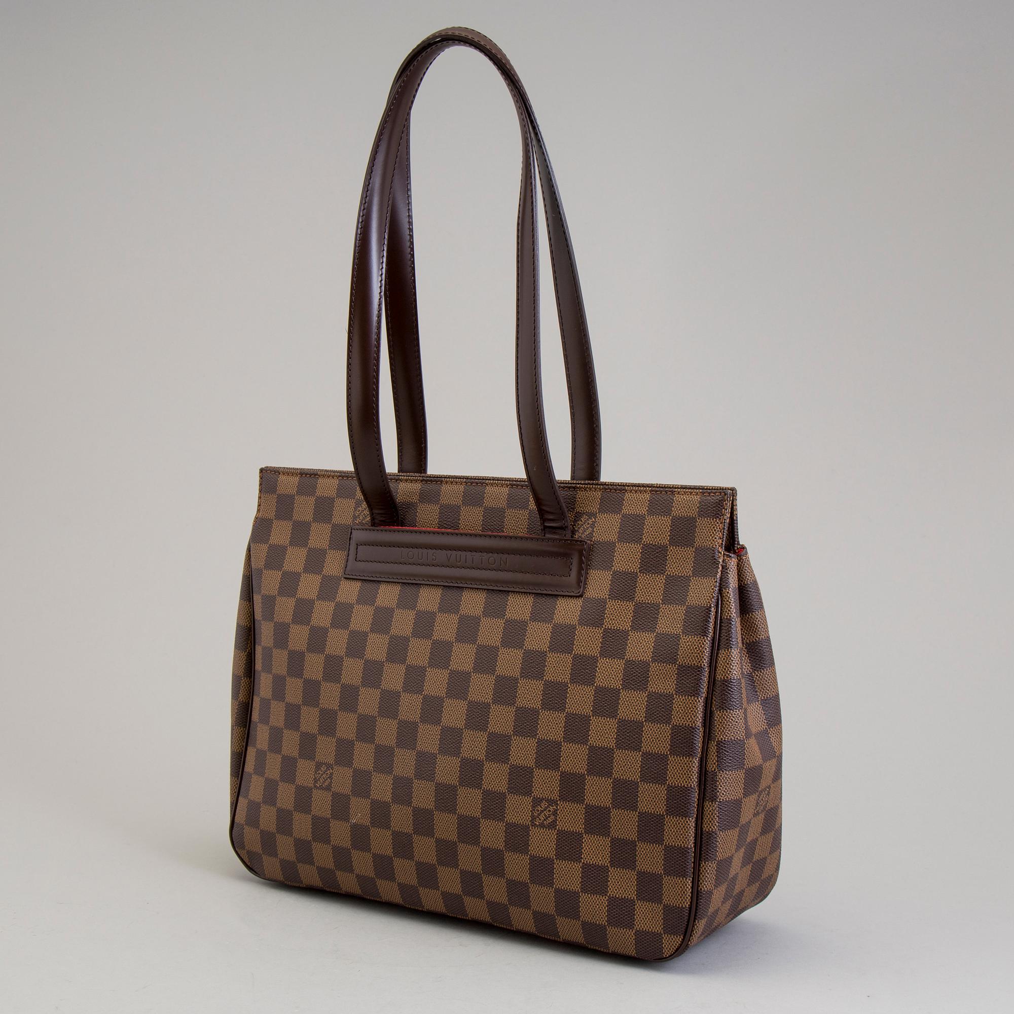 LOUIS VUITTON DAMIER EBENE PARIOLI SHOULDER TOTE.