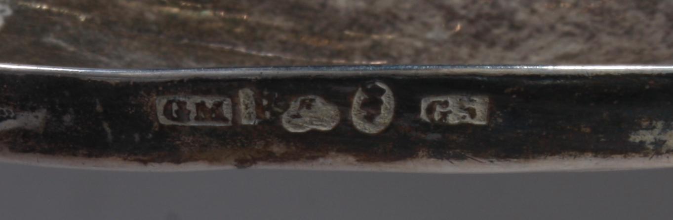 SKÅL PÅ FOT, silver.