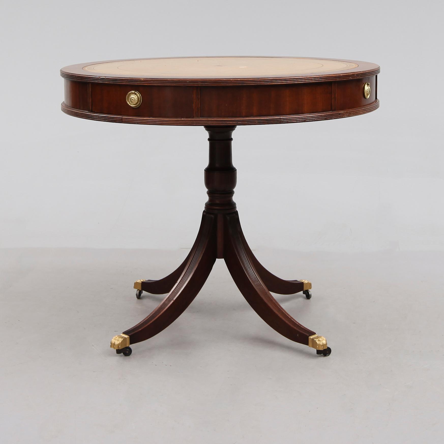 KARUSELLBORD, 1900-talets andra hälft.