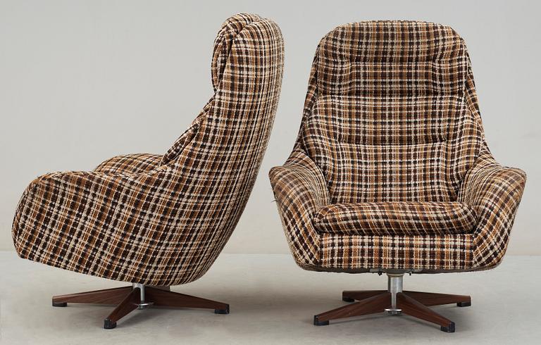 FÅTÖLJER, ett par, "Swefurn", Slättemöbler, 1970-tal.