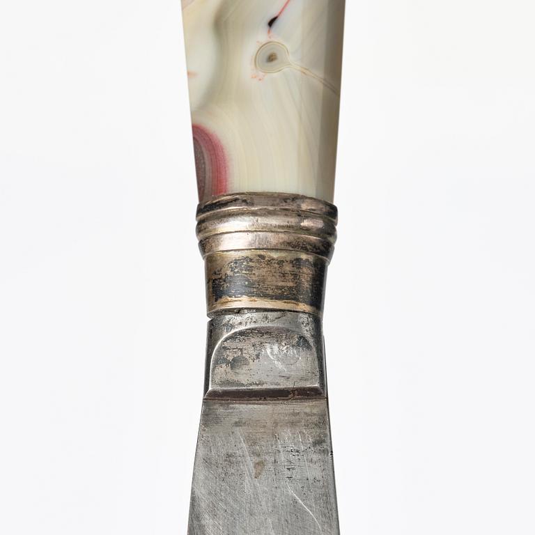 A presumably German baroque agate and silver-moutned letter opener, early 18th century.