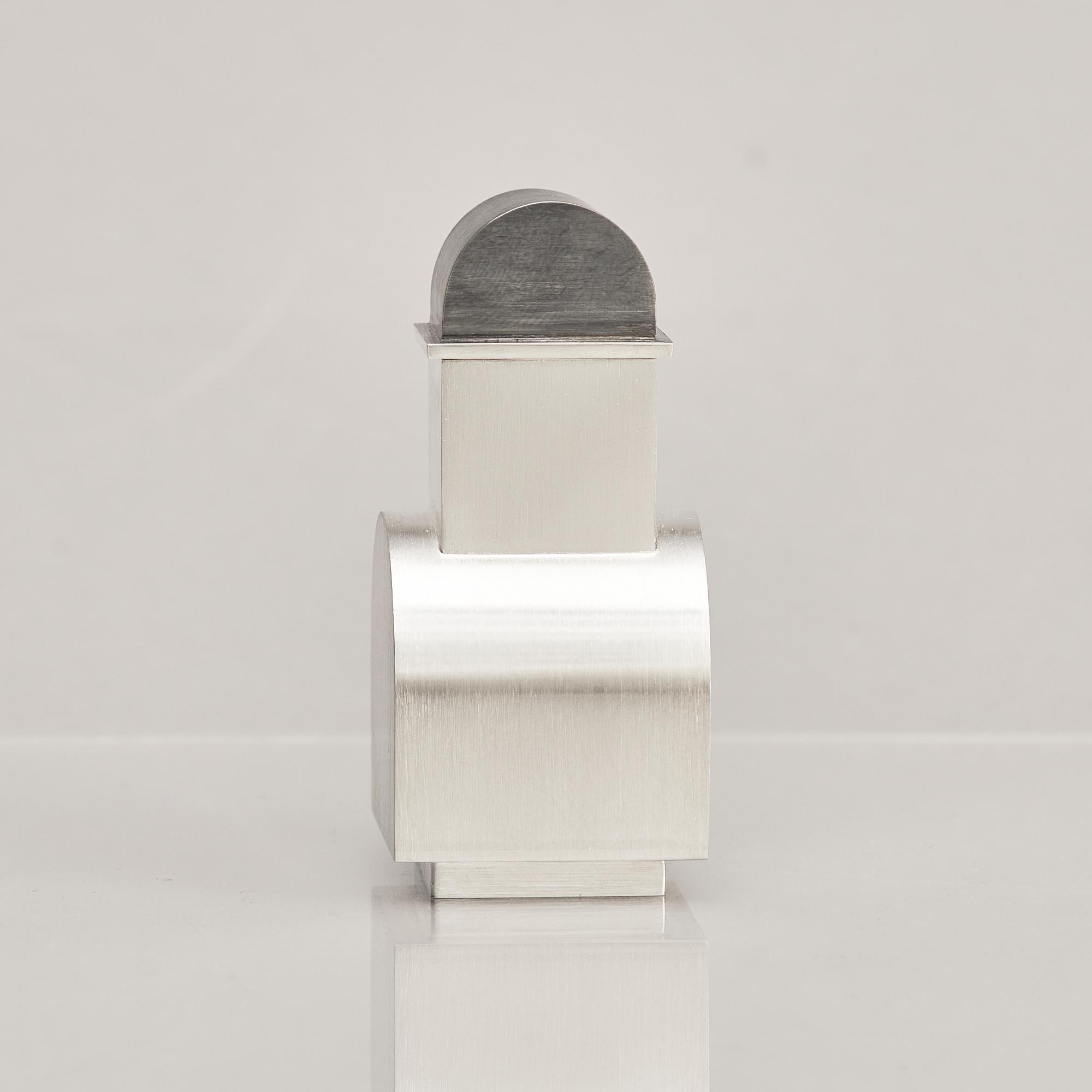 A sterling silver perfume bottle, mark of Rolf Lindståhl, Stockholm 2021.