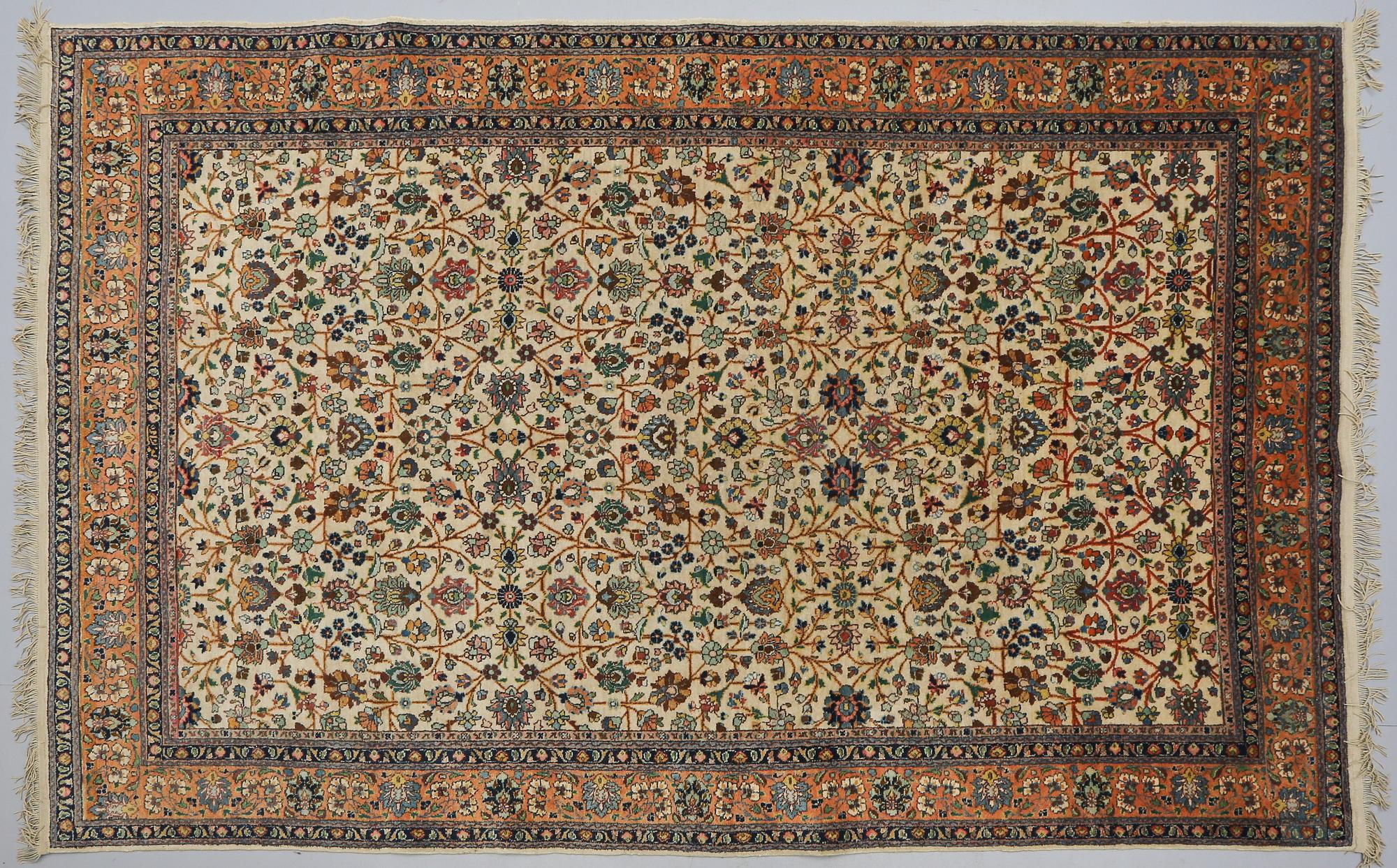 MATTA, troligen Täbris, old, 294 x 198 cm.