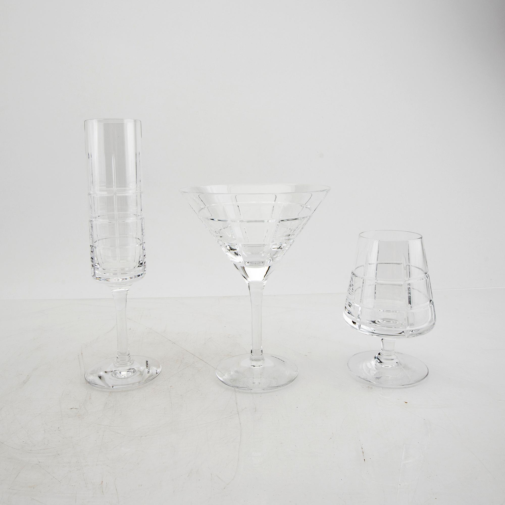 Jan Johansson, a 32 pcs glass service "Street" from Orrefors later part of the 20th century.