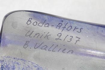 BERTIL VALLIEN, skulptur, glas och trä, Boda-Åfors. Sign. Unik.