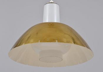 Paavo Tynell, A PENDANT LAMP. Designed by Paavo Tynell, manufactured by Idman, 1950s.