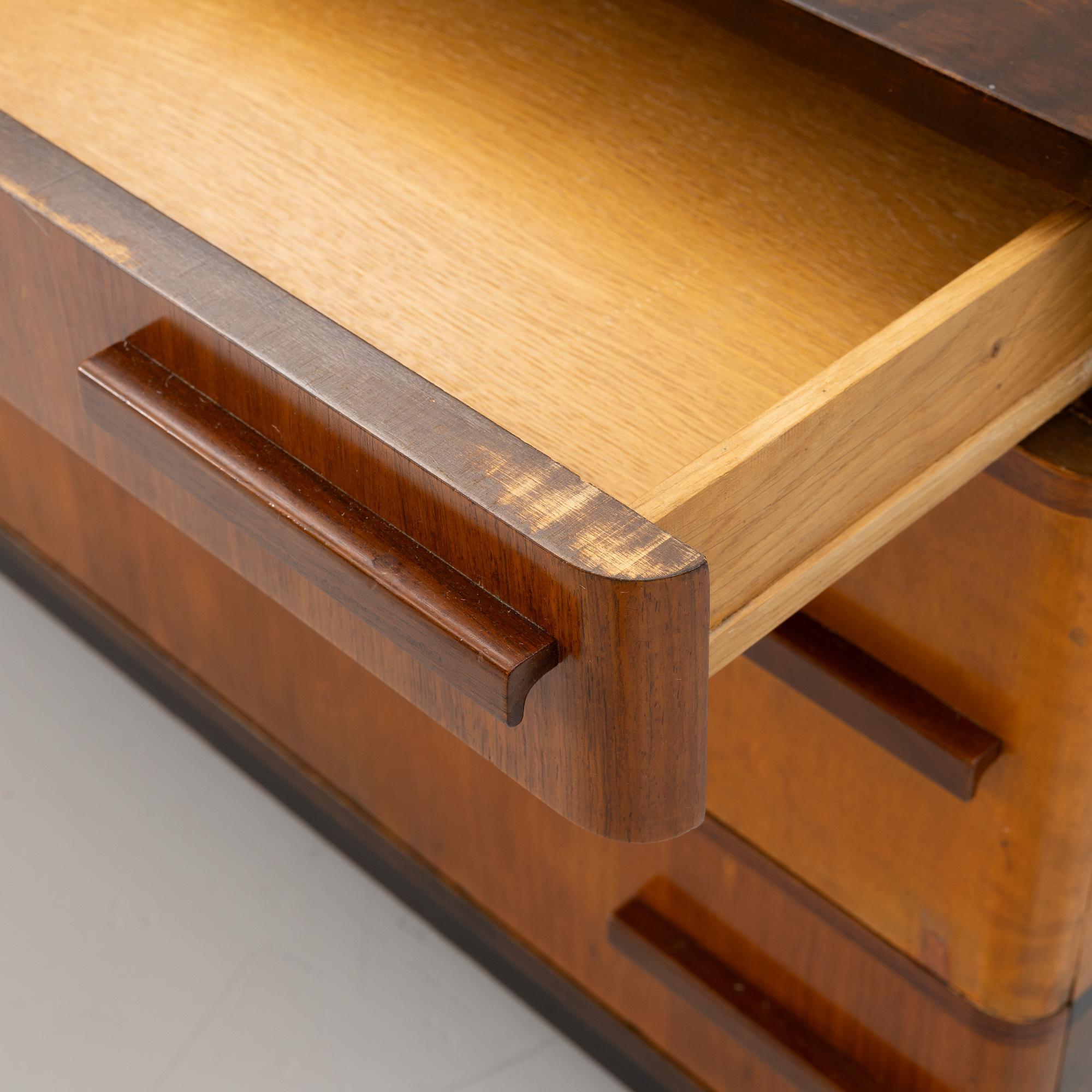 Svenska Möbelfabrikerna, byrå och spegel, "Svea", 1930-tal, Bodafors, 1930-tal.