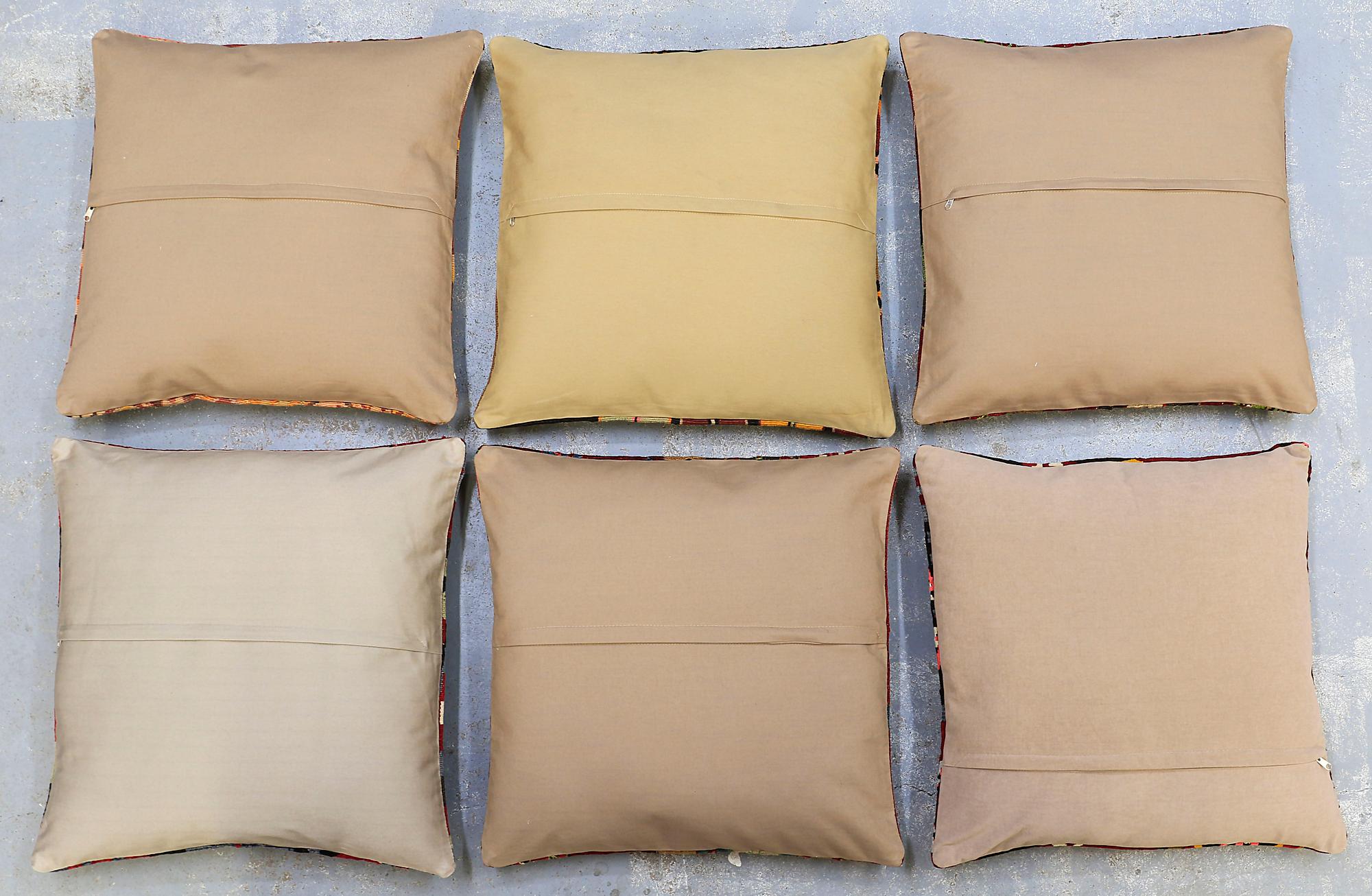 Six kilim cushions, approx, Ca 60 x 60 cm.