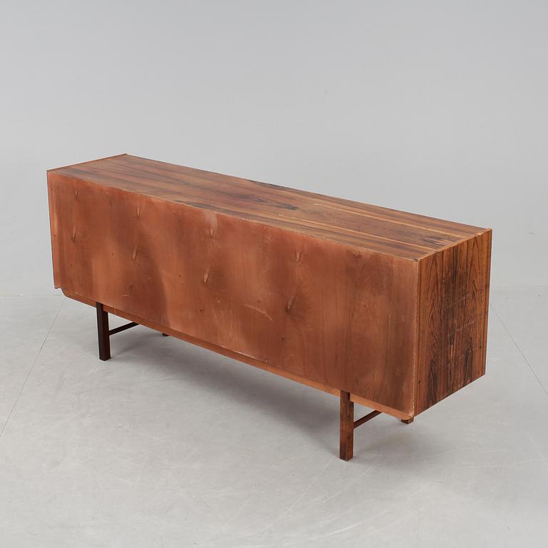 SIDEBOARD, omkring 1970.