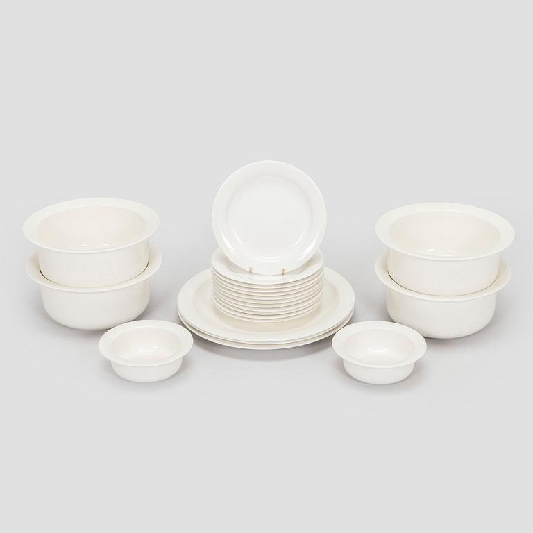 Inkeri Leivo, A 21-piece porcelain tableware set, 'Arctica' Arabia Finland.