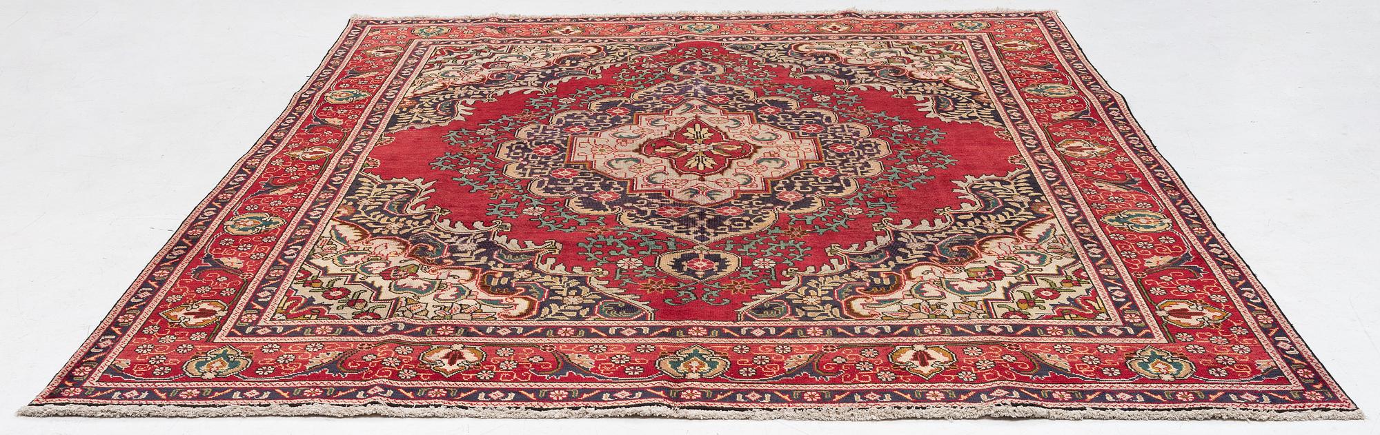 Carpet, Tabriz, approx. 340 x 296.