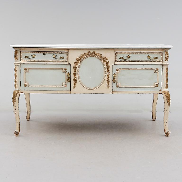 SIDEBOARD, Louis XVI-stil, Maple & Co, London & Paris, 1900-talets första hälft.