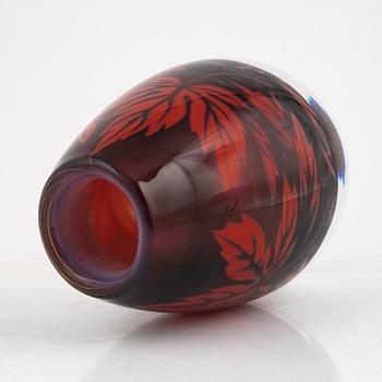 Mats Jonasson, a unique glass vase, Målerås.