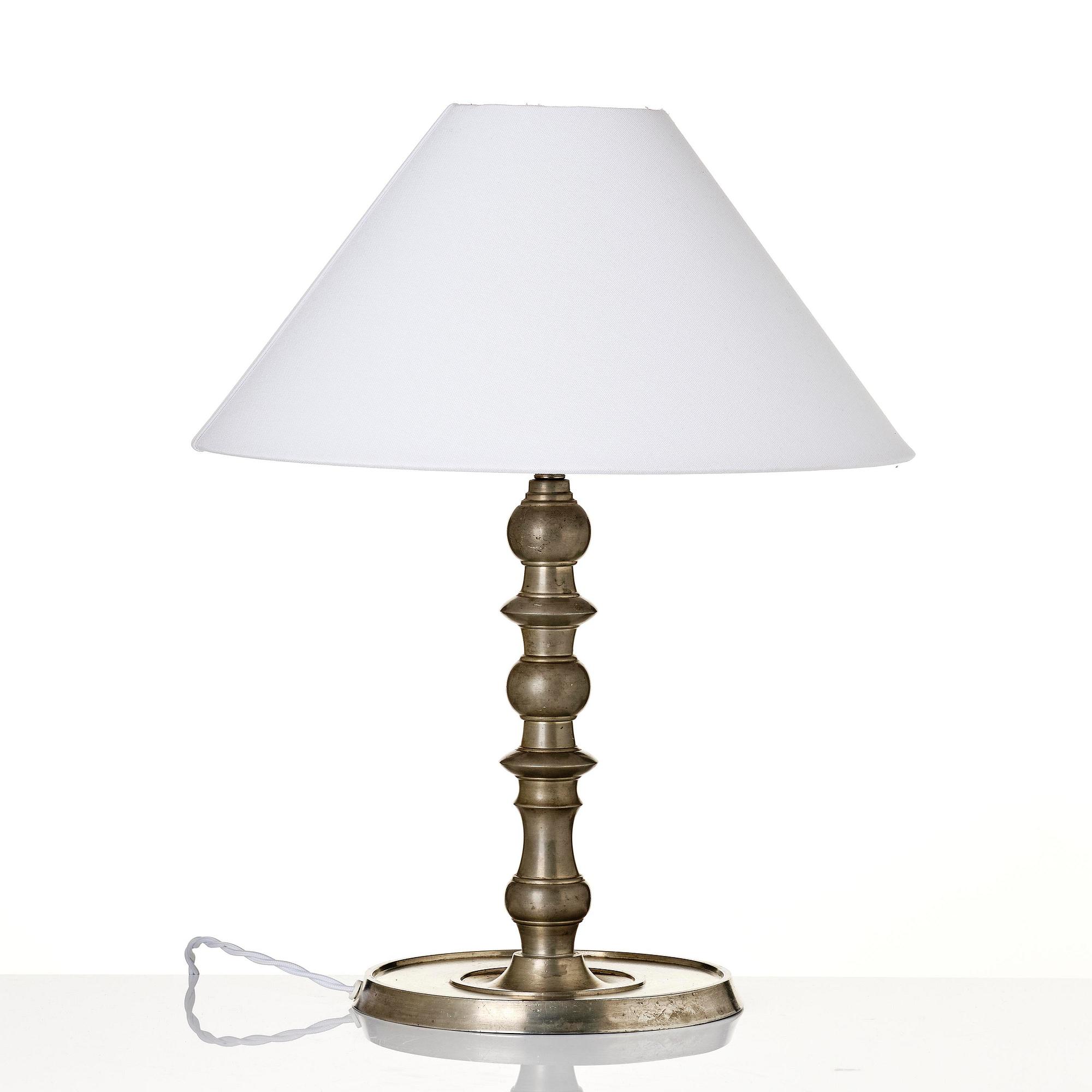 Estrid Ericson, a rare pewter table lamp model "A 87", Firma Svenskt Tenn, Stockholm, 1927.