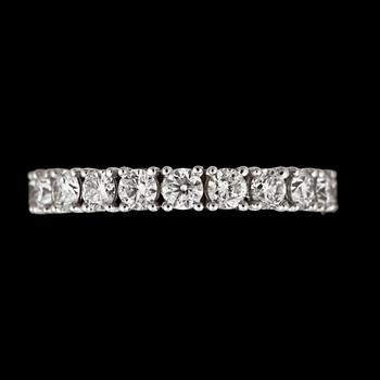 895. A brilliant-cut, total carat weight circa 2.18 cts G/VS-SI, ring.