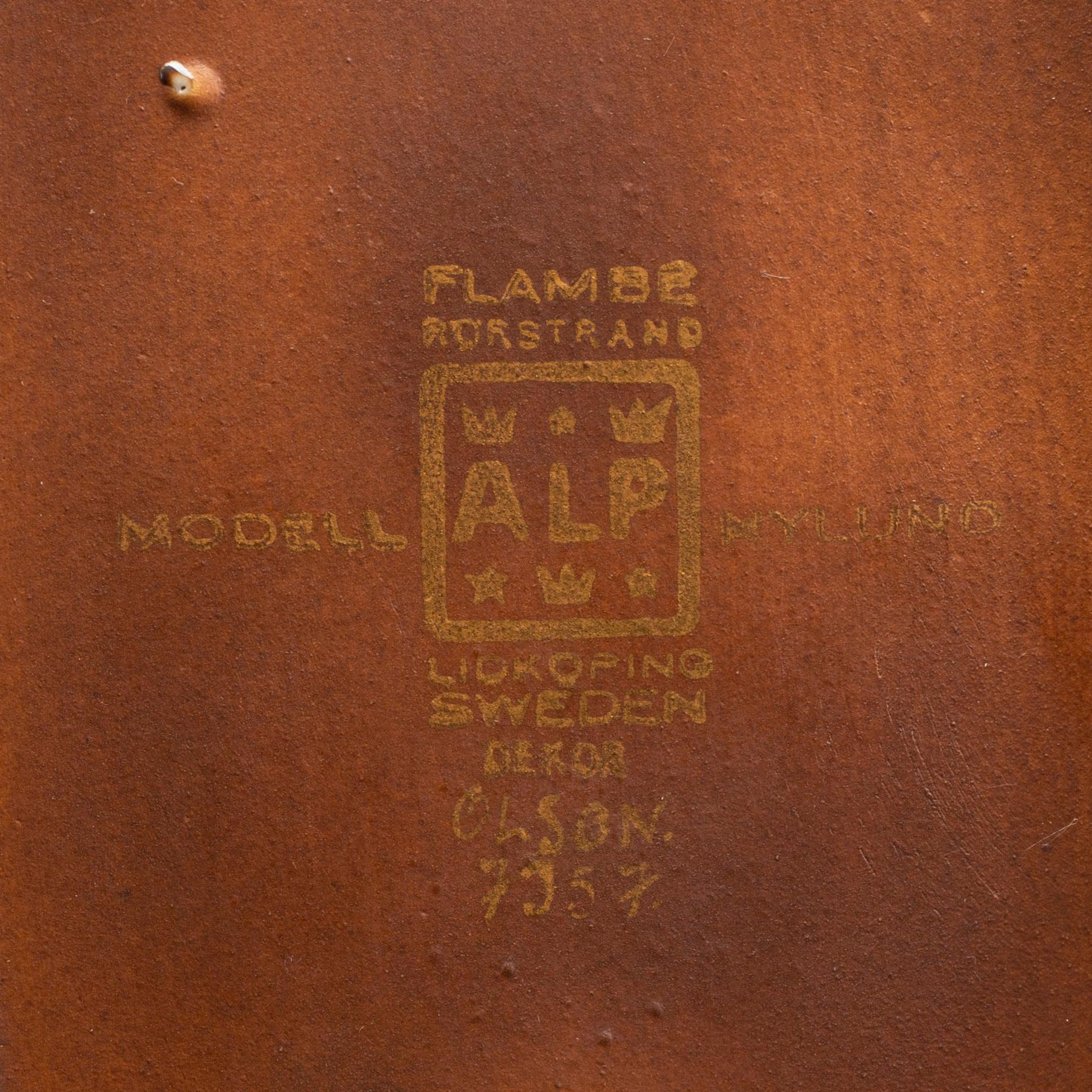 Gunnar Nylund, a stonewear "Flambé" urn with lid, Rörstrand.