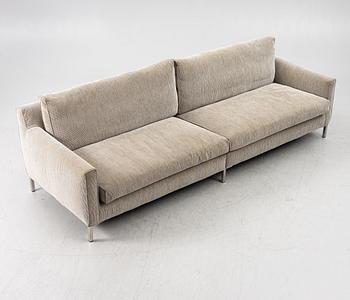 Jens Juul Eilersen, soffa och fotpall.