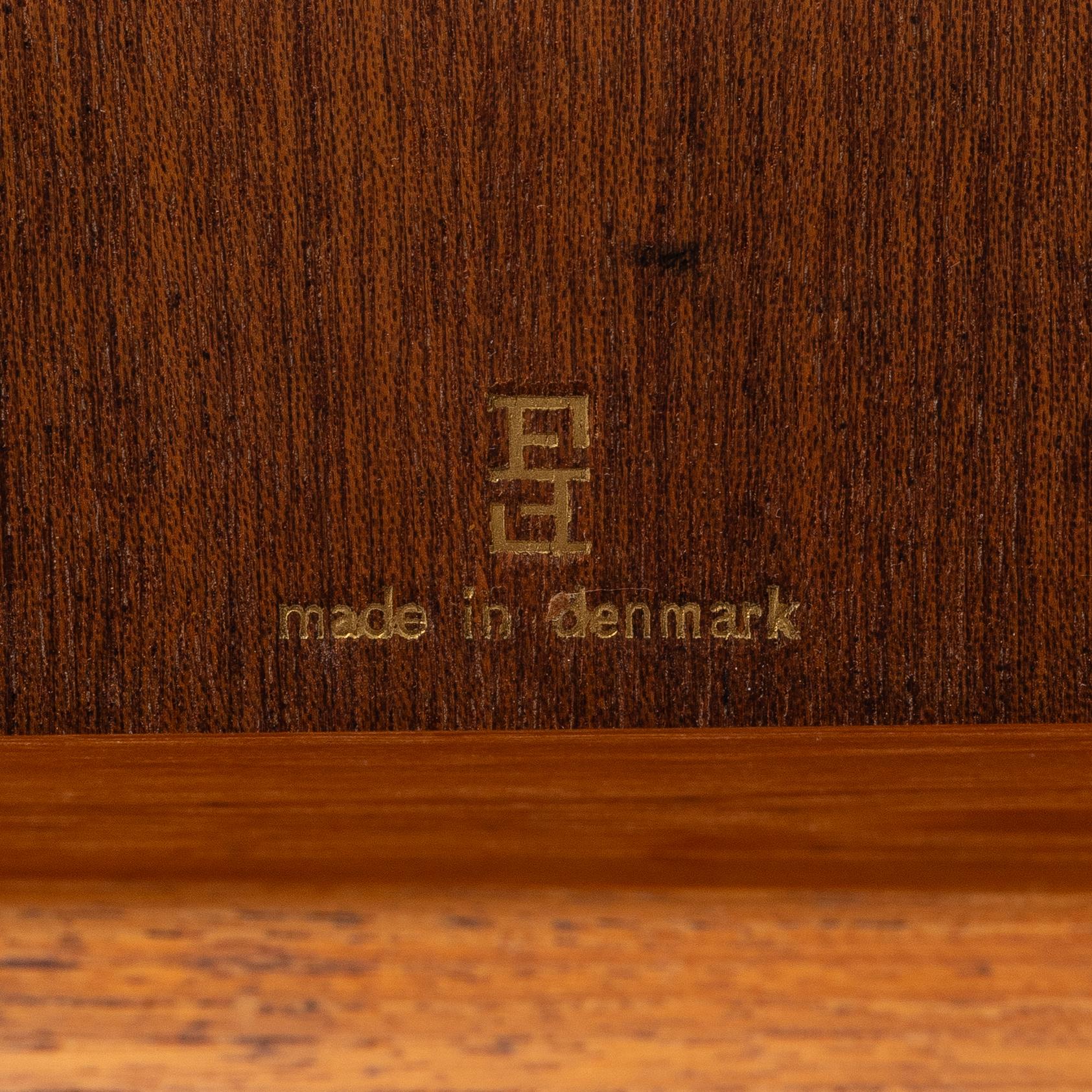 Ole Wanscher, coffee table, France & Søn, second half of the 20th century.