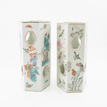 Two Chinese famille rose lanterns, one late Qing and one 20th century.