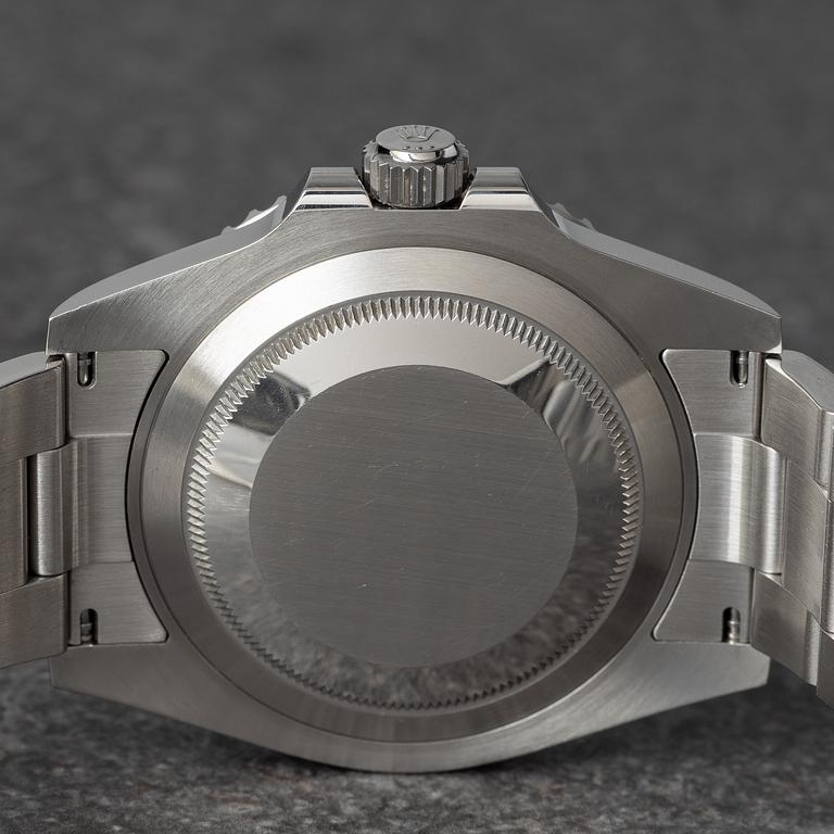 Rolex, Submariner, ca 2024.