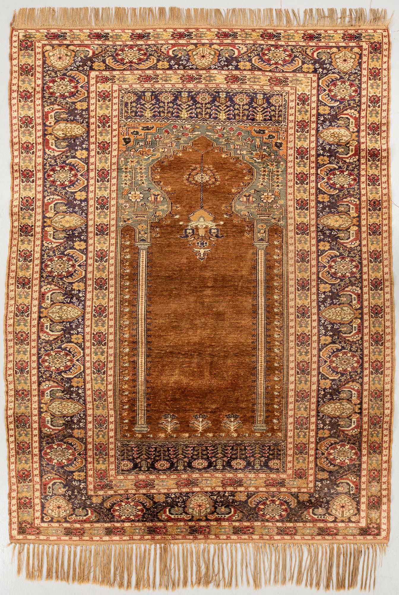 Matta, Anatol, semiantik, silke, ca 180 x 125 cm.