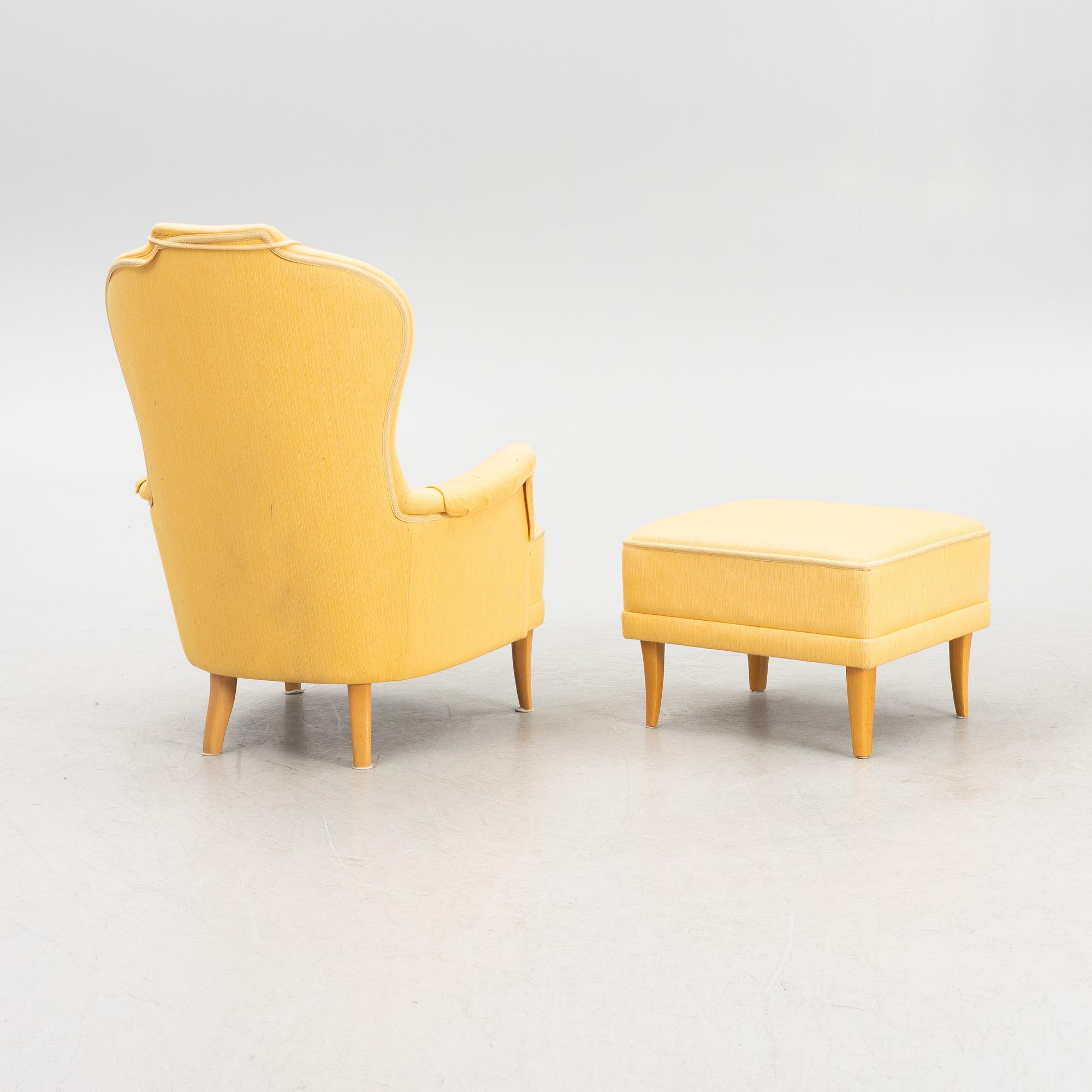 Carl Malmsten, fåtölj med fotpall, "Farmor". O.H. Sjögren.