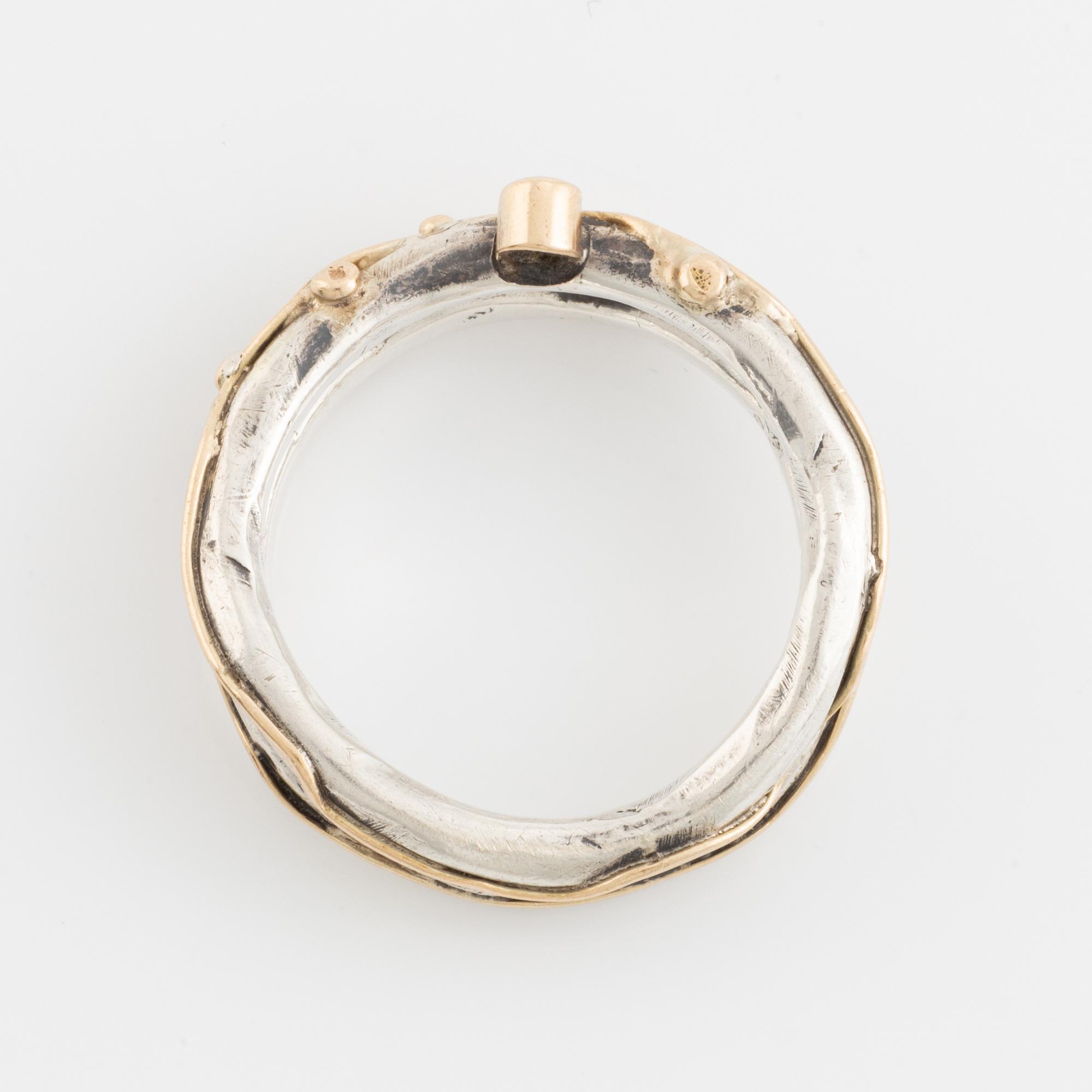 Ringar, By Birdie, två stycken, silver, en med briljantslipad diamant.
