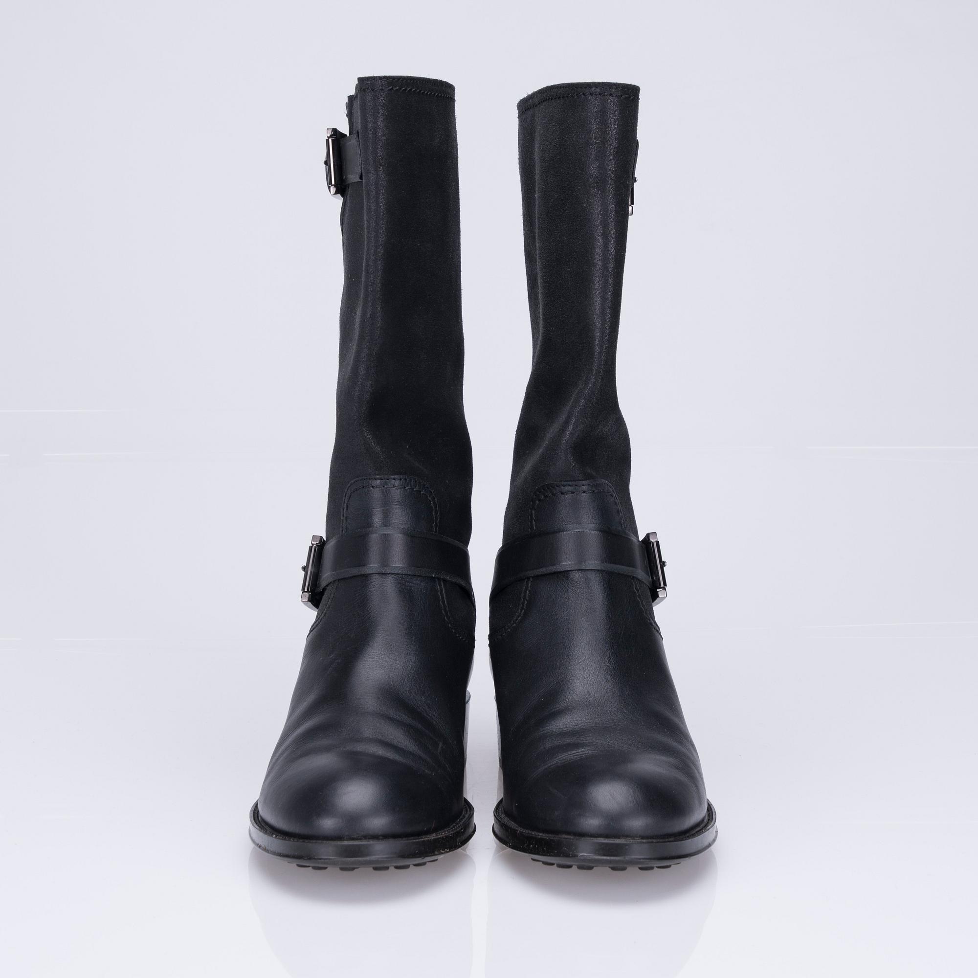 SKOR, Tod's.