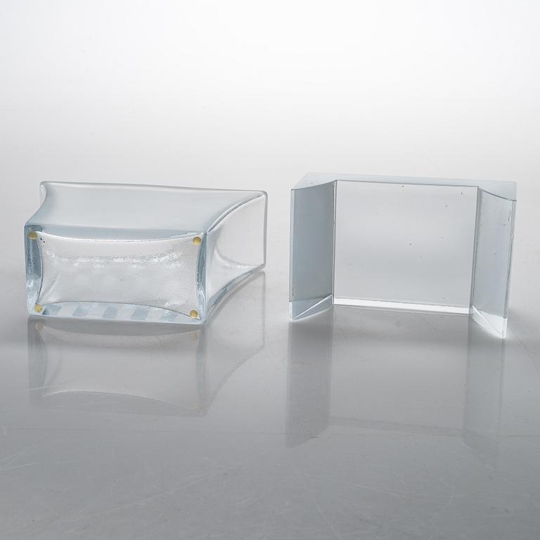 Heikki Orvola, Maljakko "Bagatti Valsecchi", sign. Heikki Orvola Iittala Nuutajärvi, Museo Bagatti Valsecchi 1997/152.