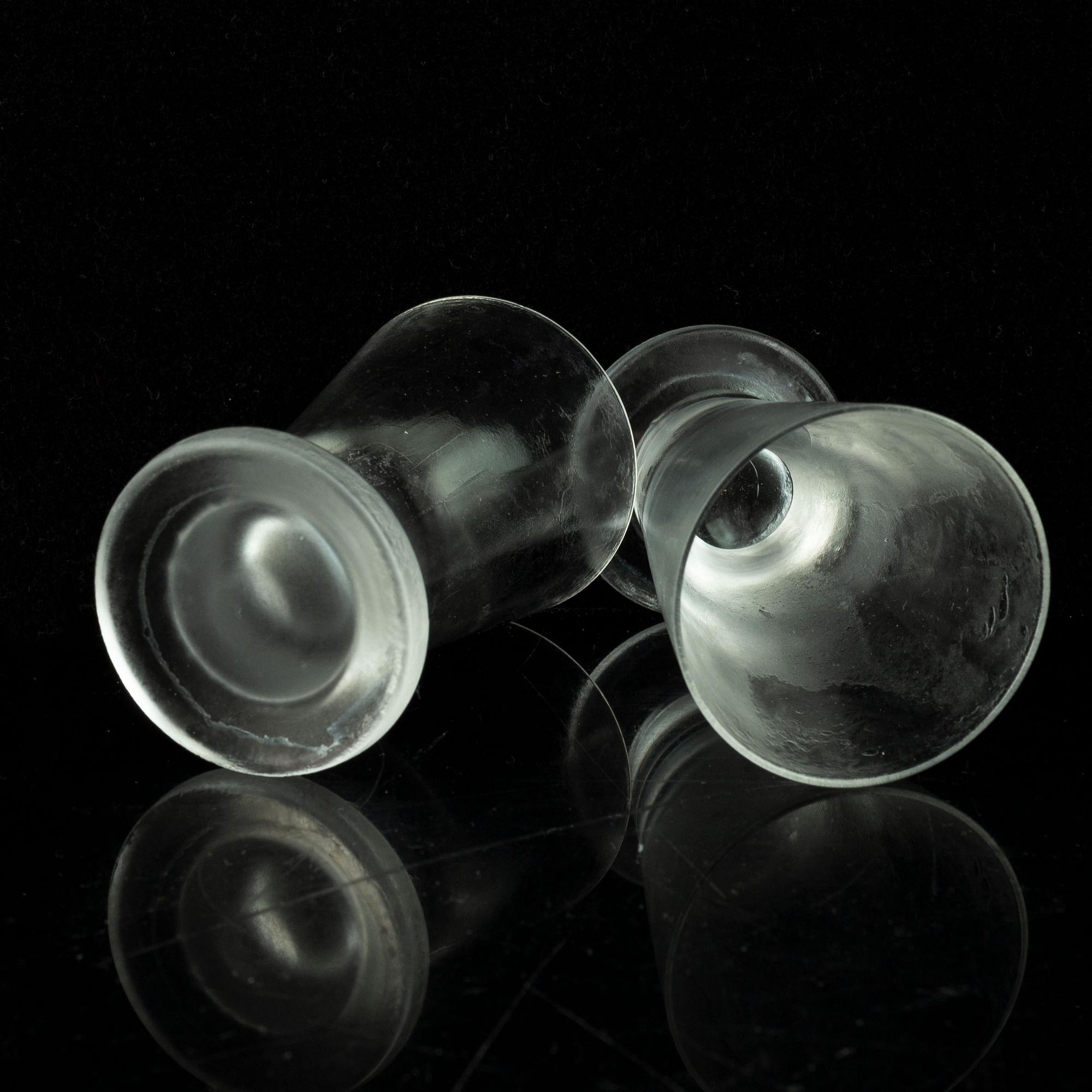 Vicke Lindstrand, a 19-piece 'Iced' glass service, Orrefors.