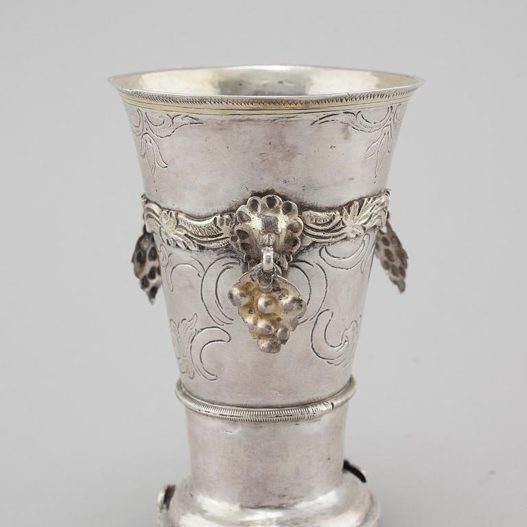 An 18th century silver goblet with no markings.
