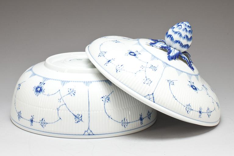 TERRIN, porslin, "Musselmalet", Royal Copenhagen.