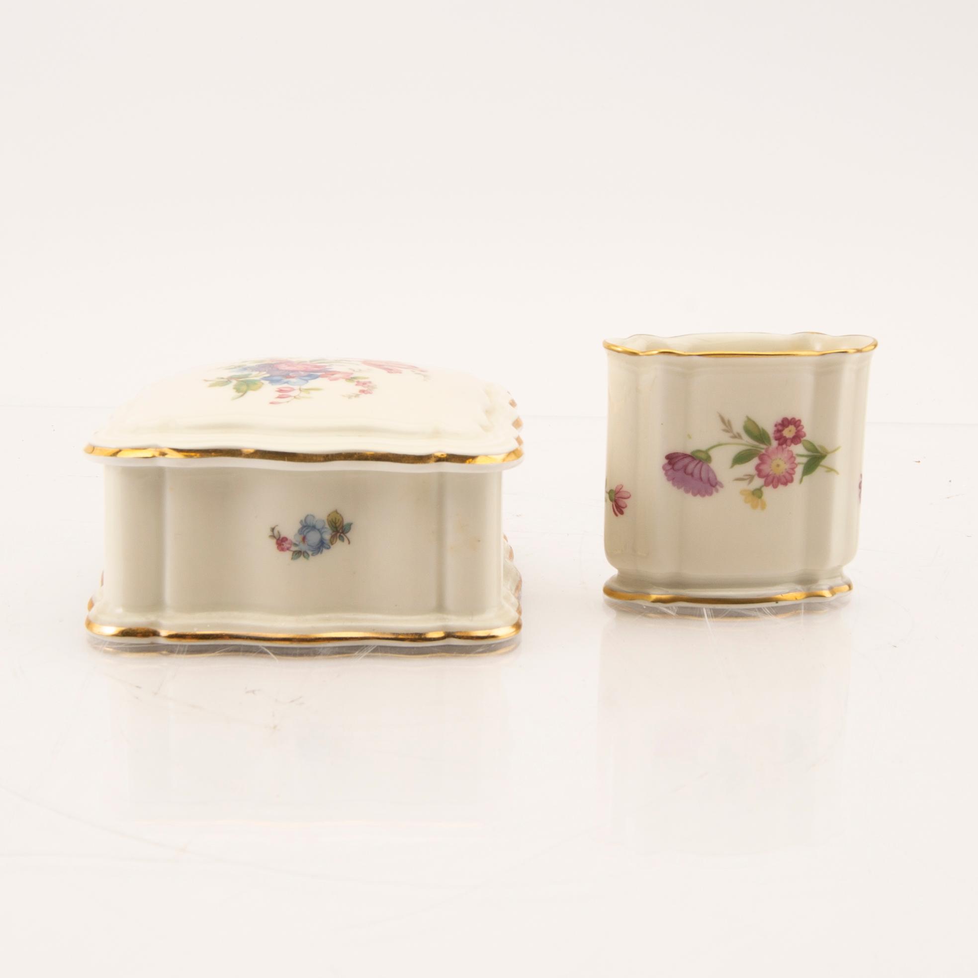 A 78 pcs dinner service Rosenthal 1940's.