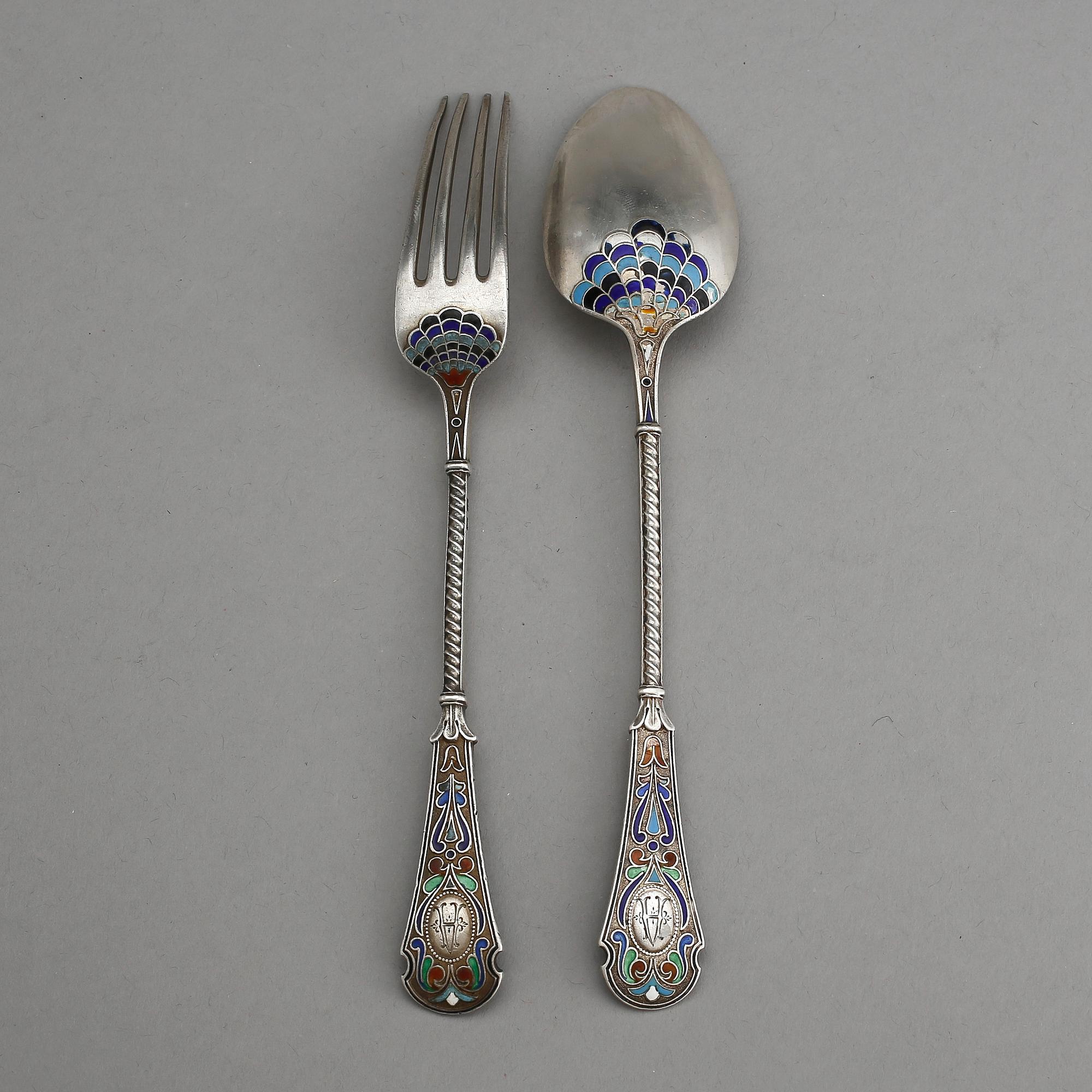 DESSERTGAFFEL och SKED, emalj och silver, David Andersen, Oslo, Norge. tot vikt ca 67 gram.