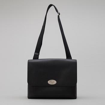 MULBERRY, a leather 'East West Antony Messenger Bag'.