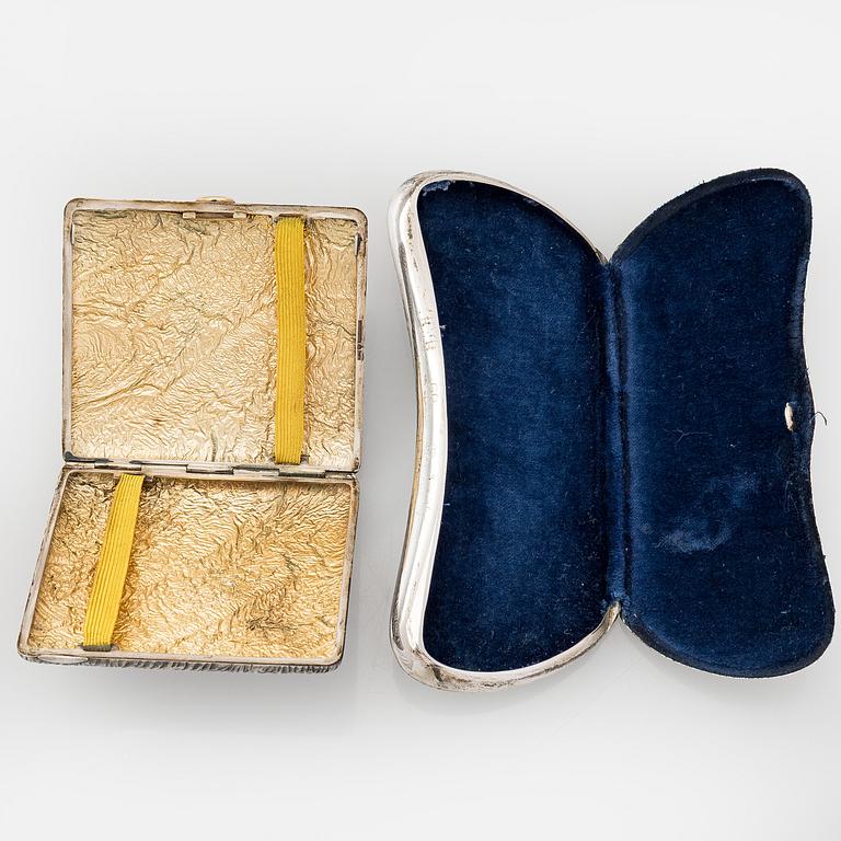 Etui och glasögonfodral, silver, samodorok-teknik, 1950-tal.