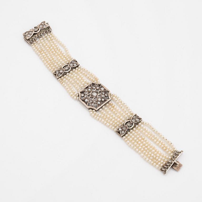 Seed pearl and rose cut diamond bracelet.