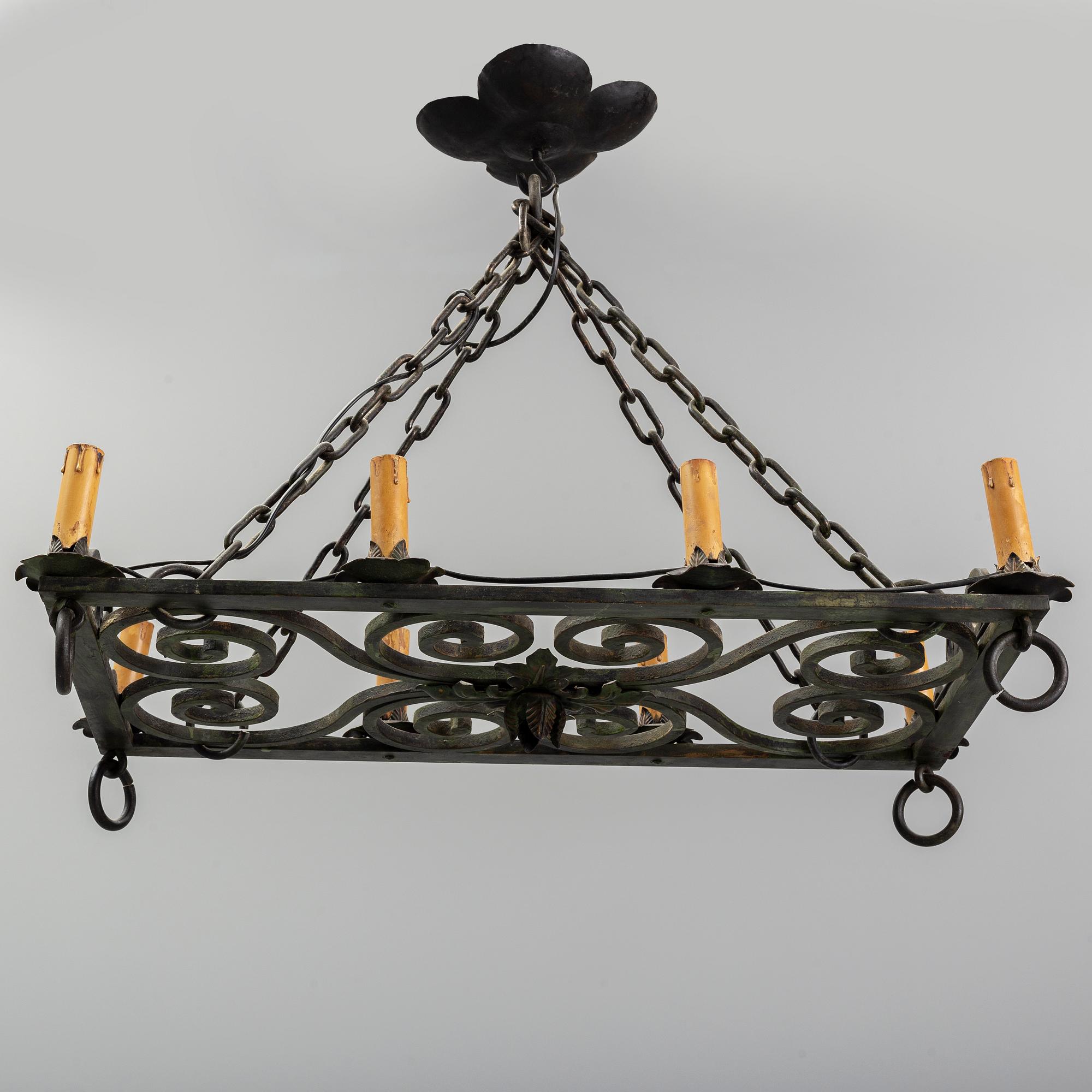 TAKLAMPA, 1900-talets första hälft.