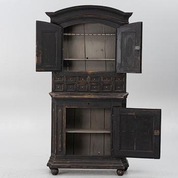 Cabinet, 18th/19th century.