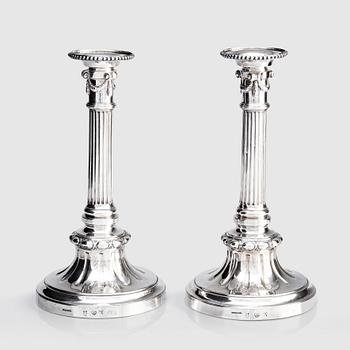 247. A Swedish pair of Gustavian 18th century silver candelsticks, marks of Pehr Zethelius, Stockholm 1779.
