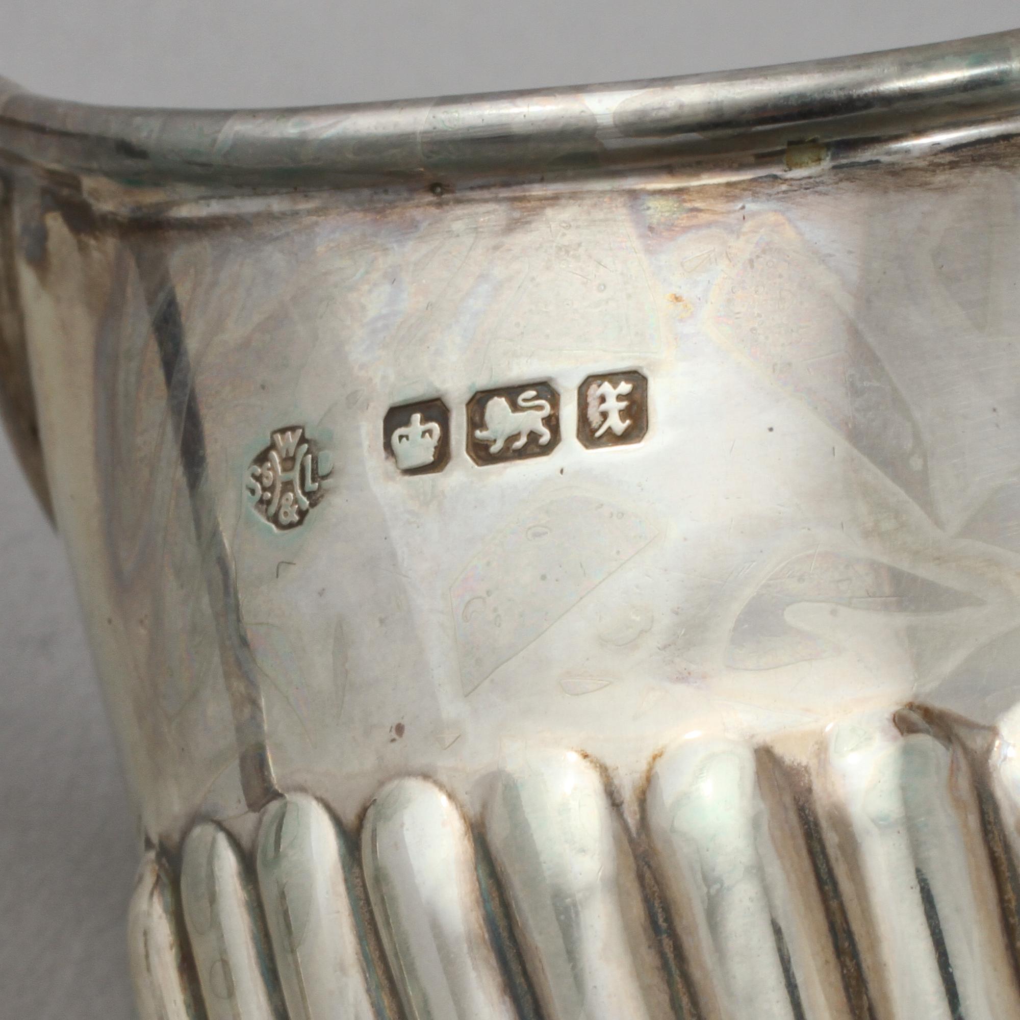 SERVIS, 3 delar, silver, Sheffield, England, 1915/1916. Vikt 425 g.