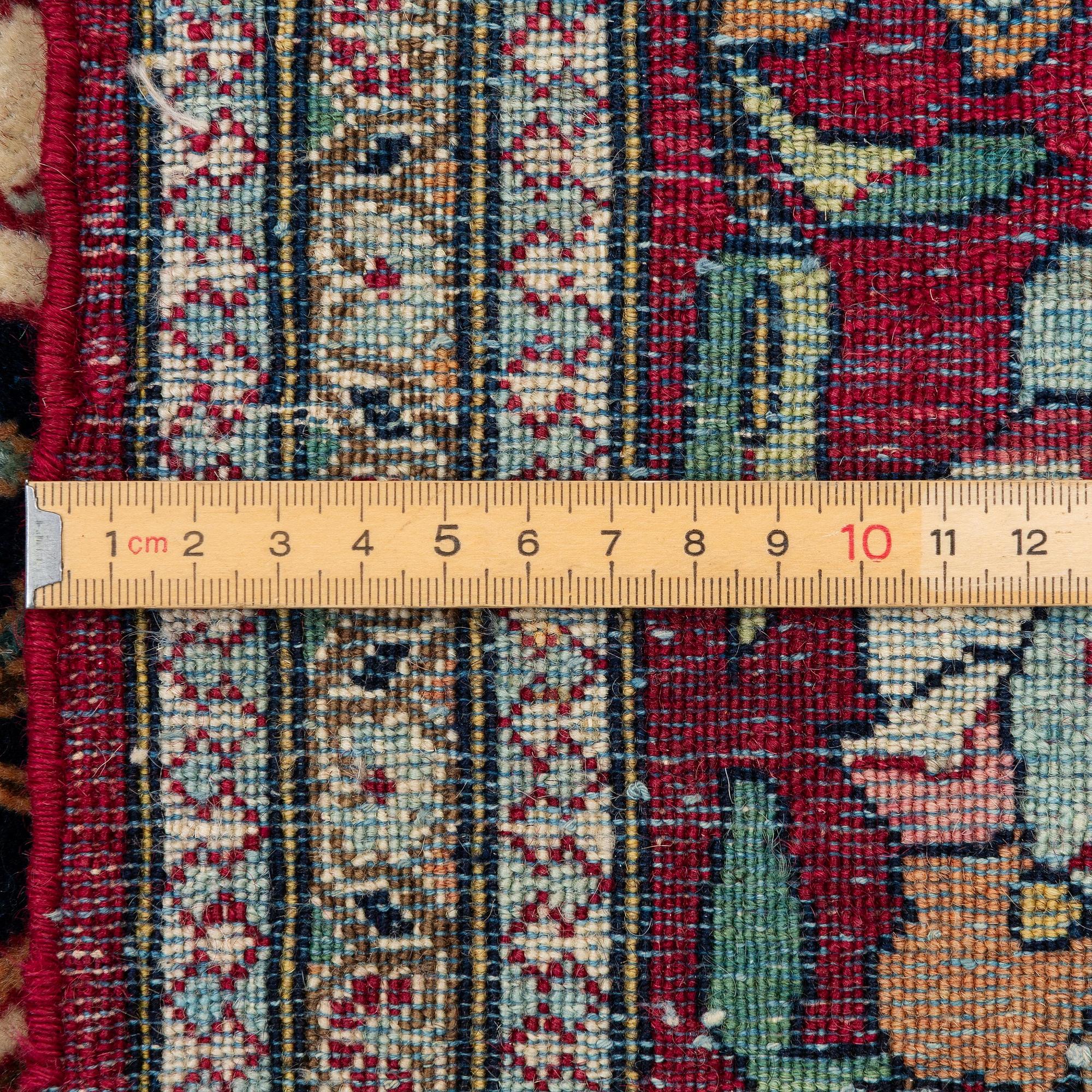 Matta, antik Isfahan, centrala Persien, ca 211 x 142 cm.