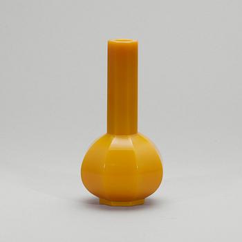 VAS, pekingglas, Kina, 1800-tal.