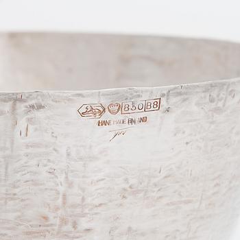 Tapio Wirkkala, silver bowl model TW 243, Kultakeskus, Hämeenlinna 1979.