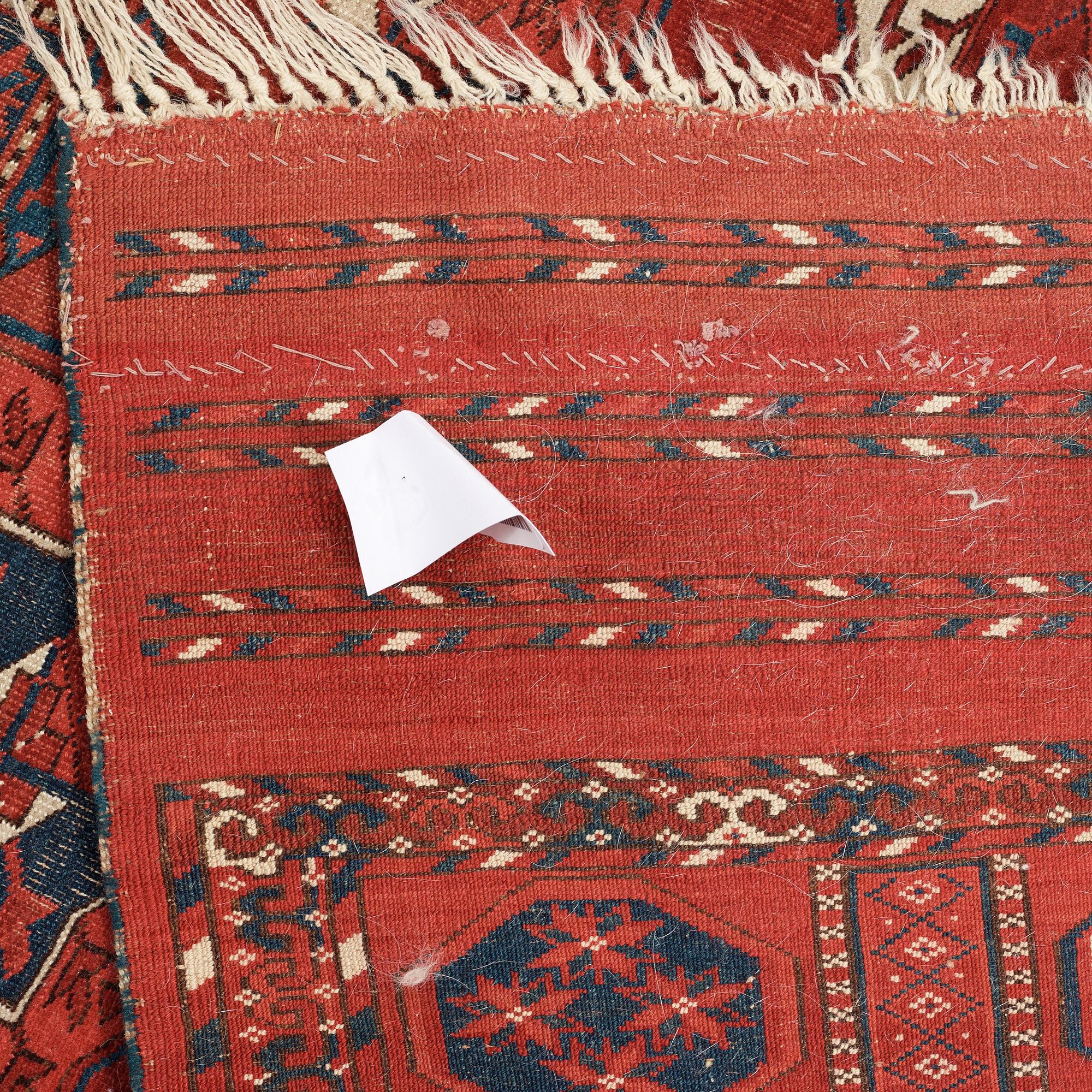 ANTIQUE TEKKE. 272,5 x 219,5 cm.
