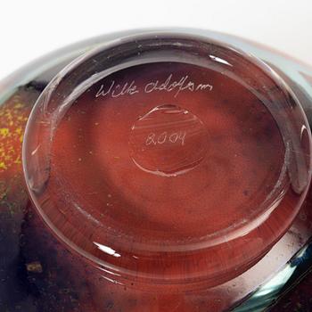 Wilke Adolfsson, a bowl, 2004.