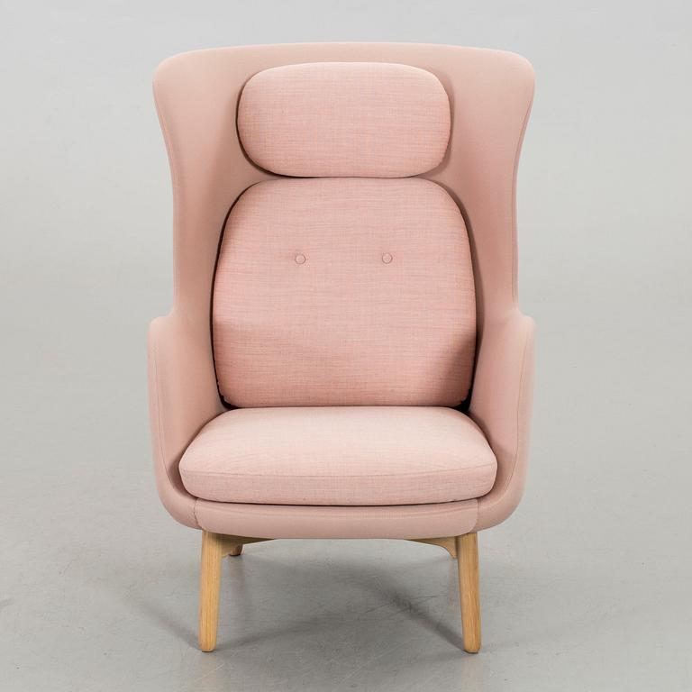 FÅTÖLJ, "Ro Chair", Jaime Hayon för Fritz Hansen.