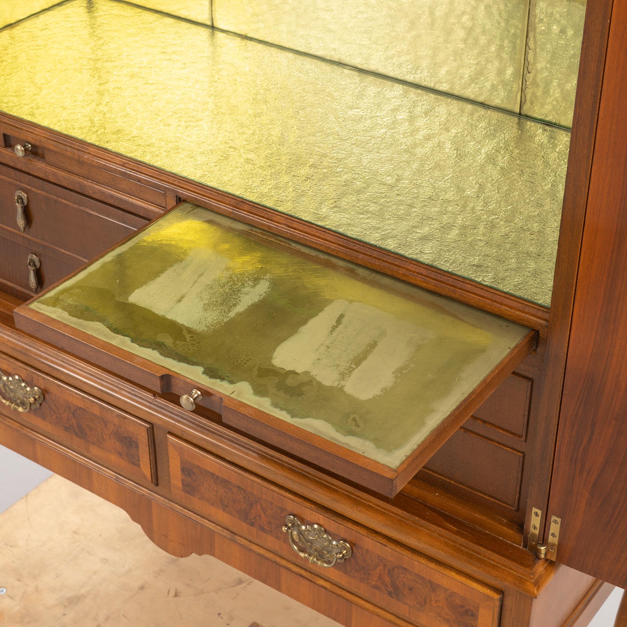 An 'Essex' drinks cabinet, Nordiska Kompaniet, 1947.
